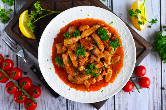 Pork goulash with tomato sauce