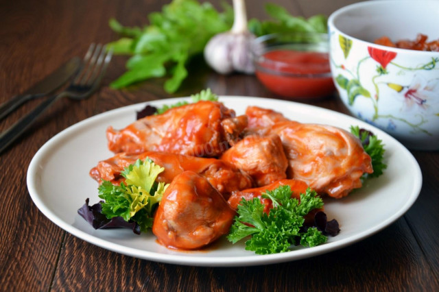 Chicken in tomato sauce