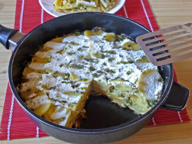 Potato casserole in a frying pan