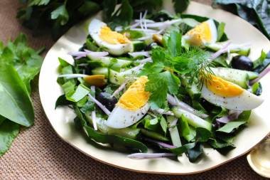 Sorrel egg and cucumber salad