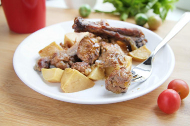 Goose in a slow cooker in pieces with potatoes