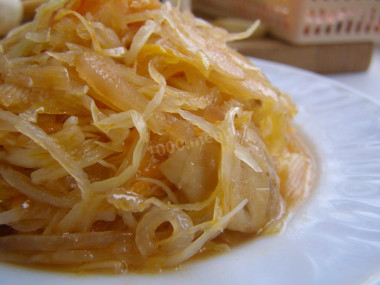 Cabbage with mushrooms in a slow cooker