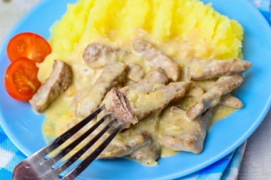 Stroganoff beef