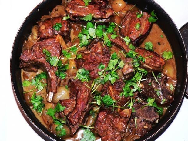 Lamb in a cauldron on the stove