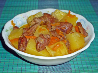 Chicken hearts with potatoes in a slow cooker