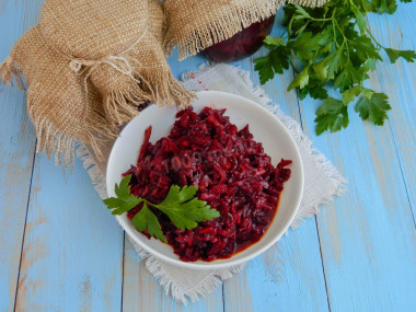 Borscht dressing for winter with beetroot