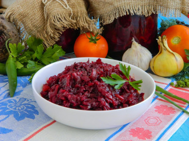 Borscht dressing for winter with beetroot