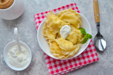 Classic dumplings with cottage cheese