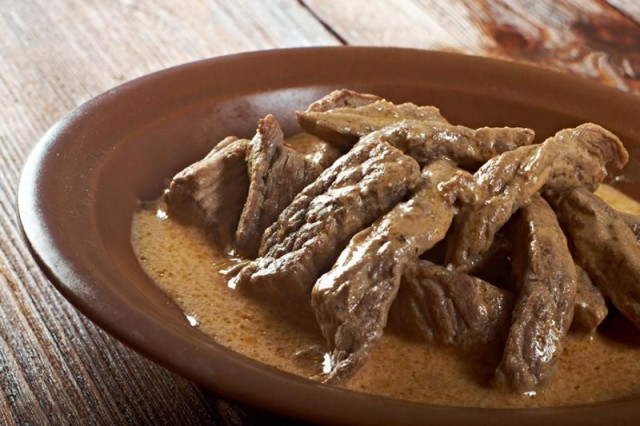 Classic beef Stroganoff with flour and sour cream