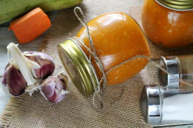 Squash caviar through a meat grinder with tomato paste