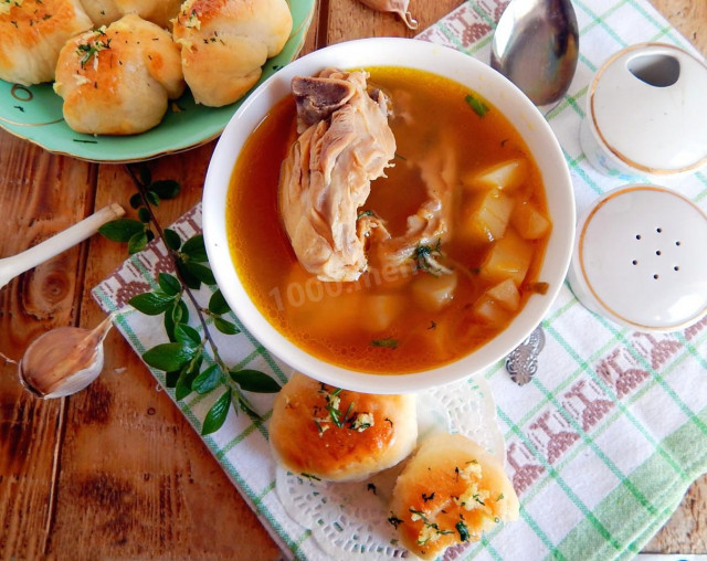 Borscht with garlic dumplings