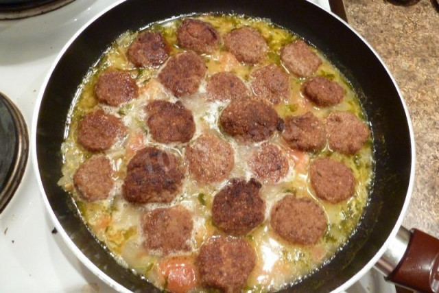 Almondegas Meatballs