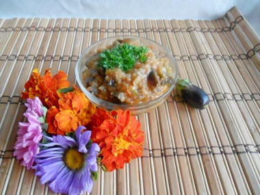 Stewed veal with eggplant and tomatoes