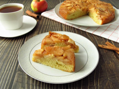 Apple pie with milk