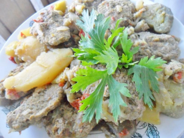 Cauldron of cutlets in a saucepan