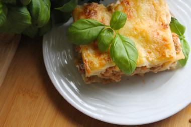 Classic lasagna with minced meat in the oven is simple