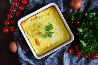 Omelet in the oven with milk is lush like in kindergarten