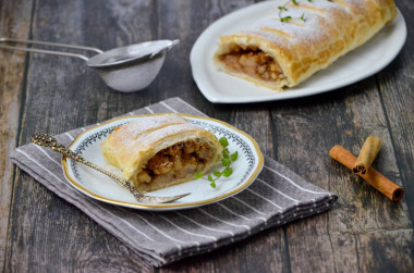 Strudel with apples from puff pastry classic