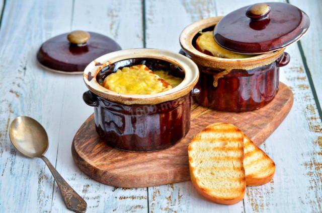 Classic French onion soup