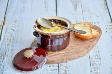 Classic French onion soup