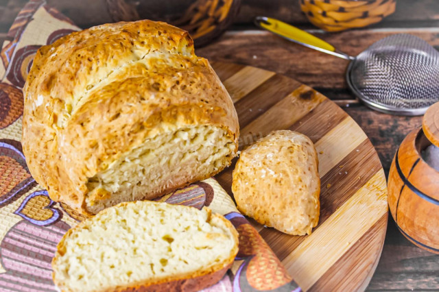 Bread on kefir in oven