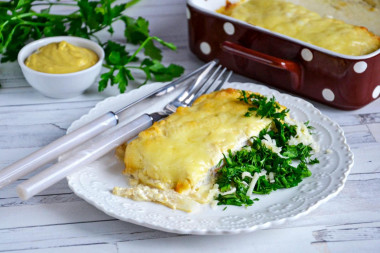 Pollock in sour cream in the oven