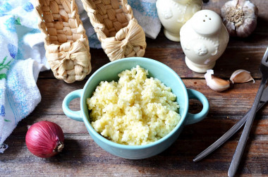 Crumbly millet porridge on water