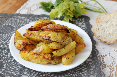 Potato slices baked in the oven