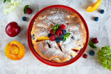 Sweet cake on kefir in the oven in a hurry