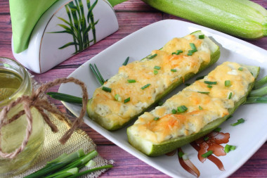 Zucchini with cottage cheese in the oven