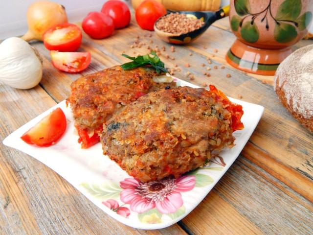 Buckwheat with minced meat in the oven