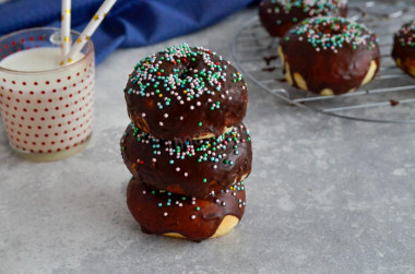 Donuts with chocolate glaze in the oven