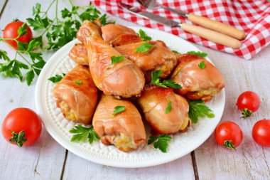 Chicken drumsticks in the oven with a crispy crust