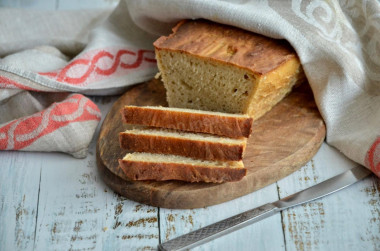 Wheat bread with rye sourdough in the oven