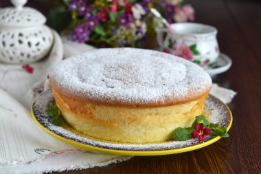 Japanese Castella cotton sponge cake