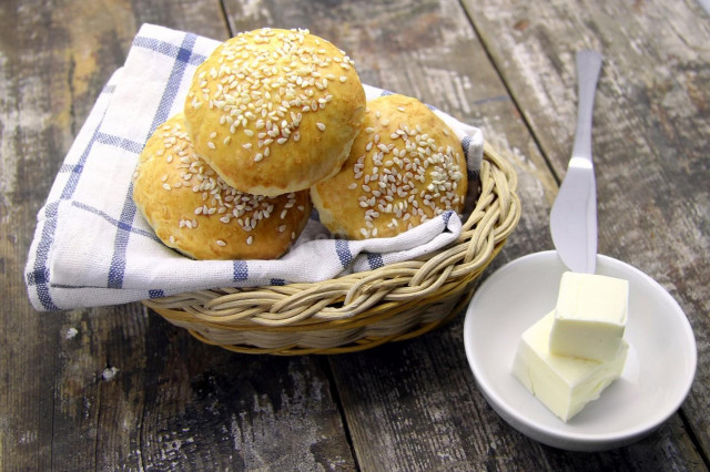 Sesame buns in the oven