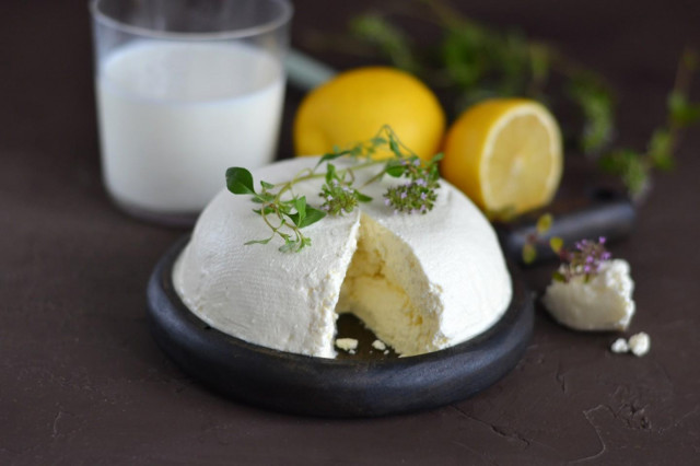 Homemade Mascarpone cheese