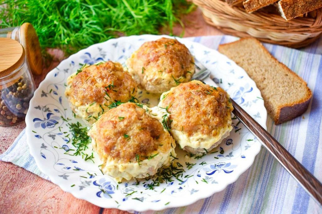 Minced meat balls in the oven