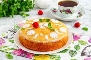 Mannikin on kefir in the oven with flour