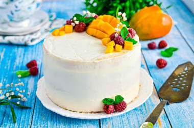 Mango mousse cake