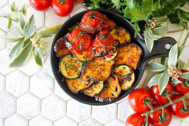 Eggplant and zucchini baked in the oven