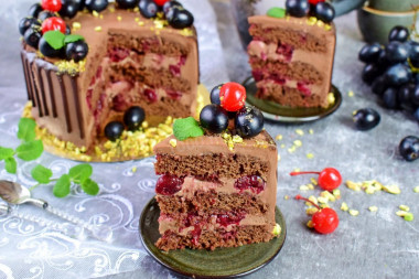 Chocolate cake with cherries and cream cheese