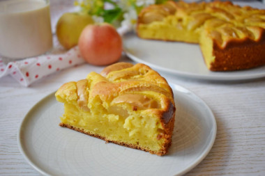 Cottage cheese charlotte with apples in the oven