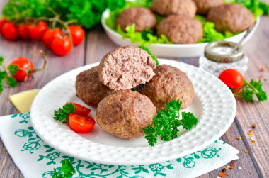 Minced beef patties in the oven