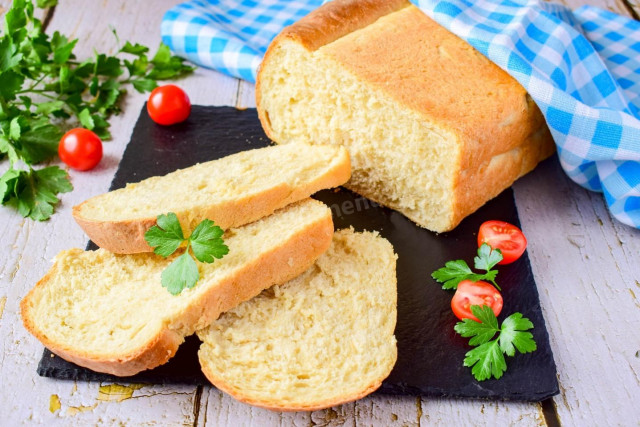 Whey bread in the oven