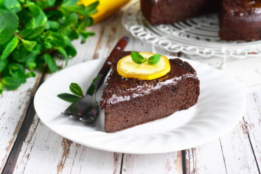 PP brownies with banana and cocoa in the oven