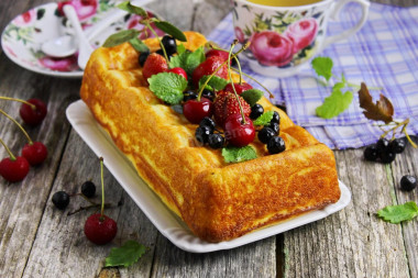 Delicate classic cottage cheese casserole with semolina