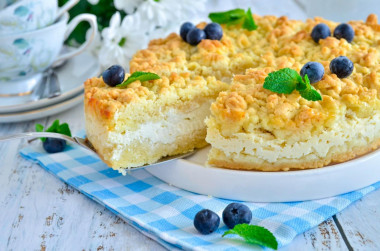 Grated cottage cheese pie