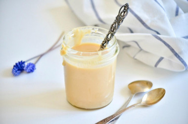 Homemade condensed milk