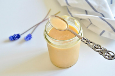 Homemade condensed milk